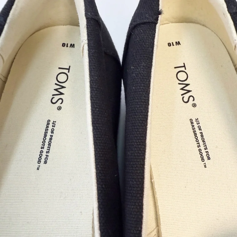 Toms Black, Blue & White Stripe Platform Slip On Shoes Women’s Size 10